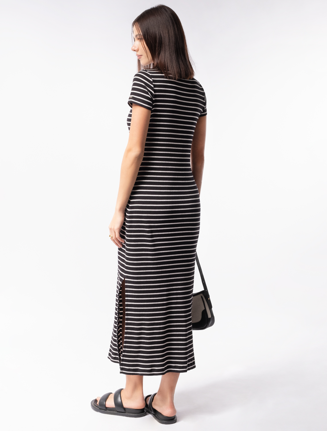 картинка Платье женское черный-белый от магазина Одежда+